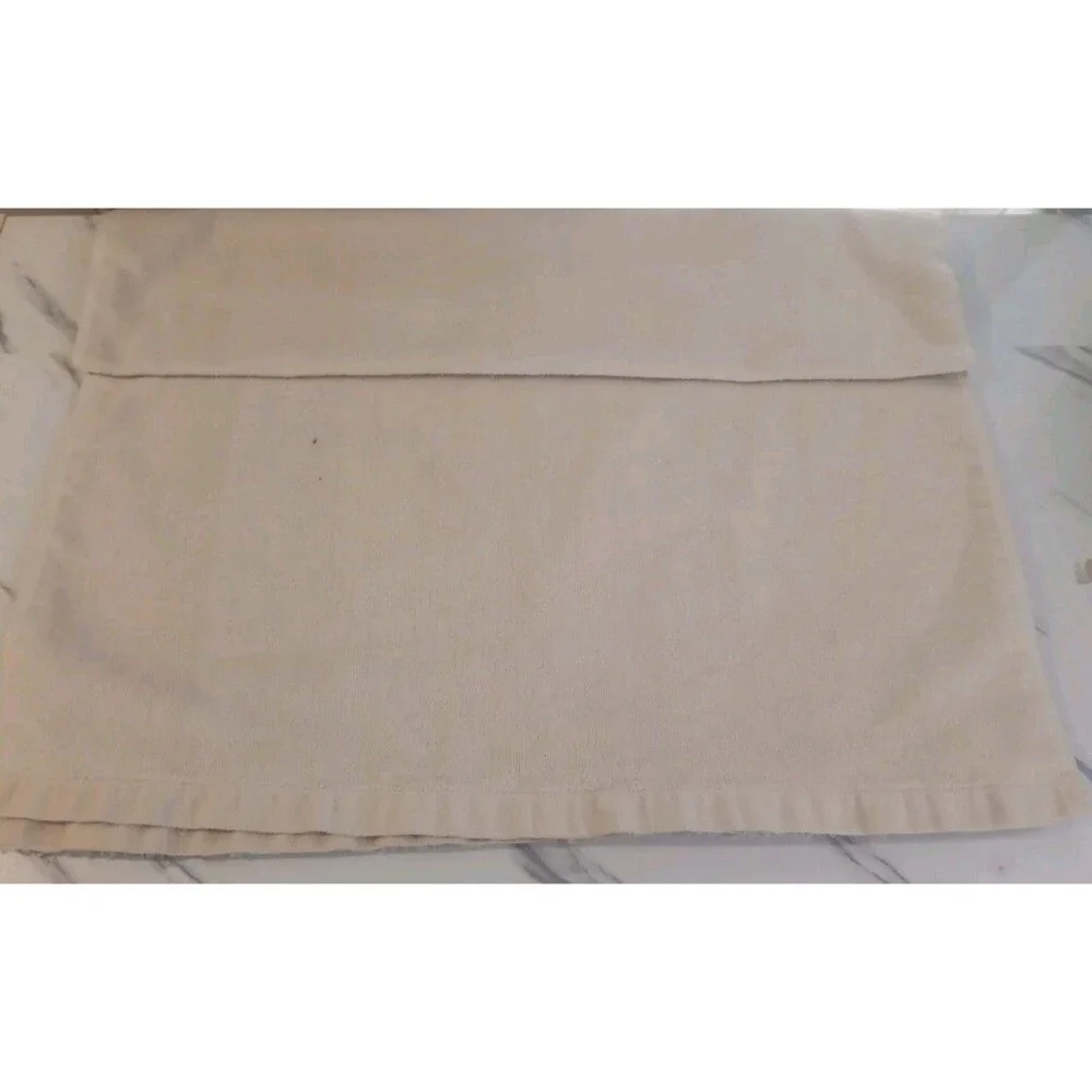Vintage Ames Cream Floral Embroidered Lace Trimmed Bath Towel Romantic Cottage